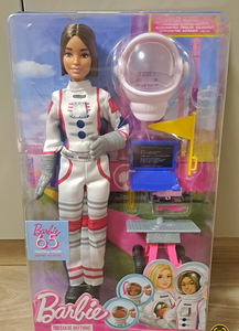 Barbie astronaut, uus (2 foto / 3)