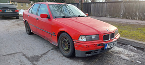 BMW E36 316i 2.0 110kw (2 foto / 8)