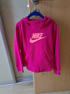 Nike dressipluus (1 foto / 4)