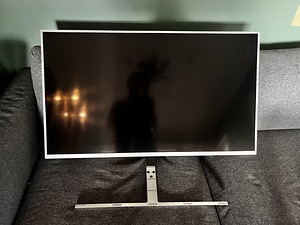 Телевизор Phillips 43" (1 фото из 2)