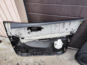Nissan qashqai +2 uksepolstrid koos aknalülitid (5 foto / 8)