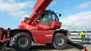 Operaator Manitou mrt 1850 / 2150 / 2540 (2 foto / 3)