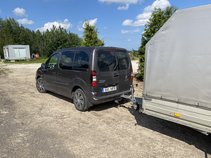 Citroen Berlingo (6 фото из 10)