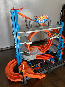 Hot Wheels Garaaž (2 foto / 3)