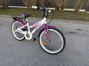Laste jalgratas Jupiter 20" 3 käiku SHIMANO NEXUS 3 (1 foto / 3)