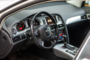 Audi A6 2.0 125kW (6 foto / 9)