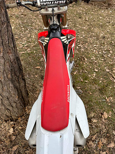 Honda CRF450 2014 (2 foto / 7)