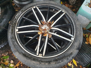 Volvo Veljed 17" (4 foto / 6)