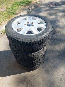 Volvo Valuveljed 5X108 R16, 205/55 naastrehvidega DOT 4219 (6 foto / 8)