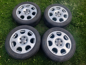 Audi, VW, SKODA Литые диски 5X112 ET42 R16 205/55 (1 фото из 5)