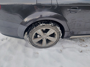 Audi A4 allroad 3.0 176kW (6 foto / 14)