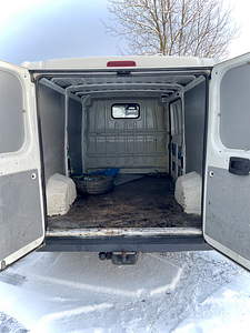 Peugeot Boxer (3 фото из 8)