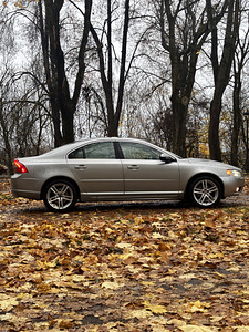 Volvo s80 2.4d 120kw summum (7 foto / 10)