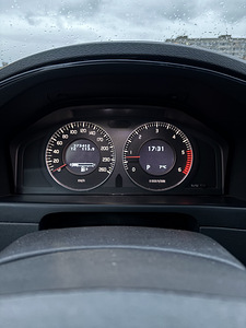 Volvo s80 2.4d 120kw summum (9 foto / 10)