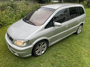 Opel Zafira OPC (1 foto / 9)