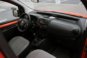Fiat Fiorino (8 foto / 11)