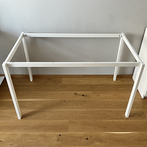 Ikea MELLTORP metallist lauaraam (1 foto / 3)