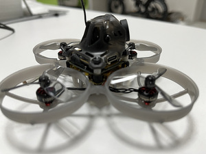 DJI FPV V1 + whoop droon (9 foto / 10)