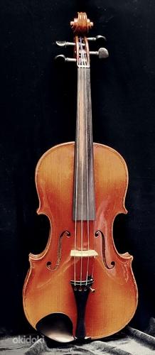 Violin label(?)"Paul Bailly Vuillaume de Paris 1901" (foto #1)