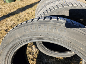 Kumho 205/55/17 (3 foto / 4)