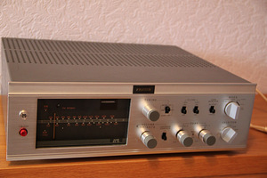 Pioneer SX-727 , Pioneer SX-626 , NAD 7060 (8 foto / 8)