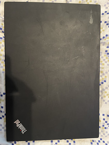 Lenovo T490 16GB/1TB i5 8.gen (3 foto / 10)