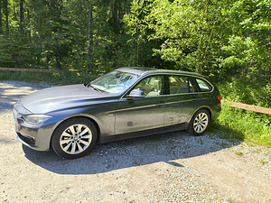 BMW 320D (3 foto / 15)