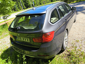 BMW 320D (6 foto / 15)