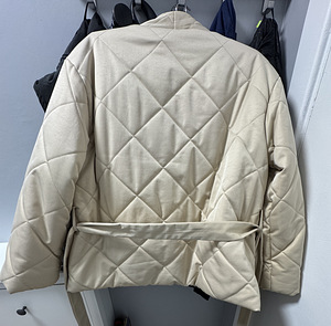 Куртка Reserved размер S (3 фото из 6)