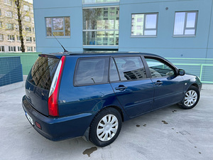 Mitsubishi Lancer (4 foto / 12)