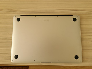 MacBook Air early 2015 (4 foto / 4)