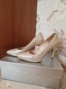 Туфли 37 р. (3 фото из 3)