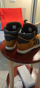 Adidase tossud (4 foto / 6)
