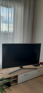 Ultra HD 4K Smart teler Samsung 50" (2 foto / 2)