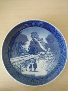 Kollektsiooni taldrikud Royal Copenhagen (2 foto / 10)