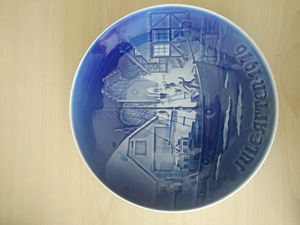 Kollektsiooni taldrikud Royal Copenhagen (5 foto / 10)