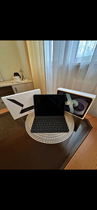 iPad Air 4 + Smart Keyboard (2 foto / 2)