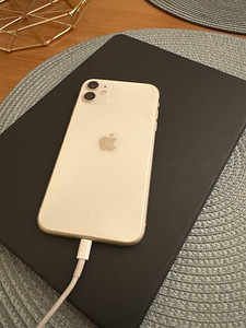 iPhone 11 white 128GB (2 foto / 2)