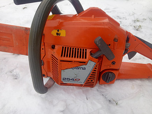 Husqvarna 254 (6 foto / 6)