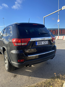 Jeep Grand Cherokee (3 foto / 9)