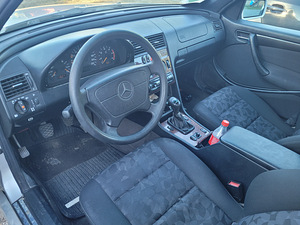 Mb c220 CDI M/V (1 фото из 7)