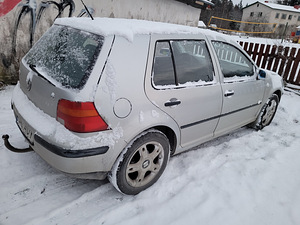 Vw golf IV M/V (1 foto / 9)