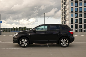 Nissan Qashqai Acenta 4x4 dCi 1.6 R4 96kW (7 foto / 15)