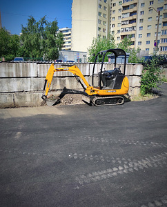 Miniekskavaator JCB 8014 (3 foto / 7)