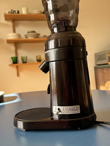 Hario V60 kohvijahvati (4 foto / 5)