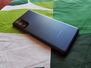Samsung Galaxy S20 FE (3 foto / 5)