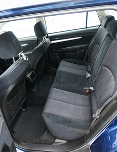 Subaru Outback (6 foto / 15)