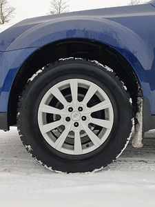 Subaru Outback (13 foto / 15)