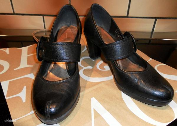 Clarks удобные черные туфли, натуральная кожа, 39-UK6 (фото #1)