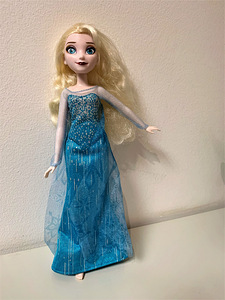 Disney Frozen Elsa ilus nukk (3 foto / 3)